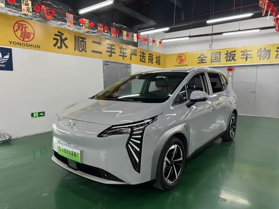 AION Y AION Y 2023 AION Y Younger Star Edition 2023 — photo 1, buy with delivery to Moscow