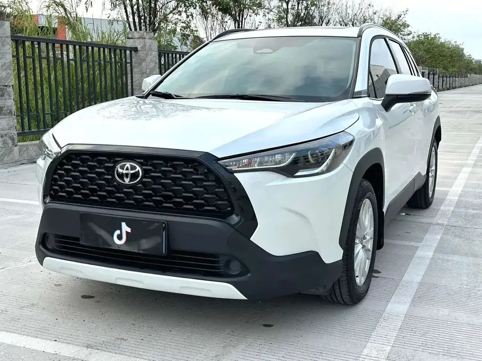 Toyota CorollaCross Corolla Sharp 2024 2.0L CVT Pioneer Edition 2024 — photo 1, buy with delivery to Moscow
