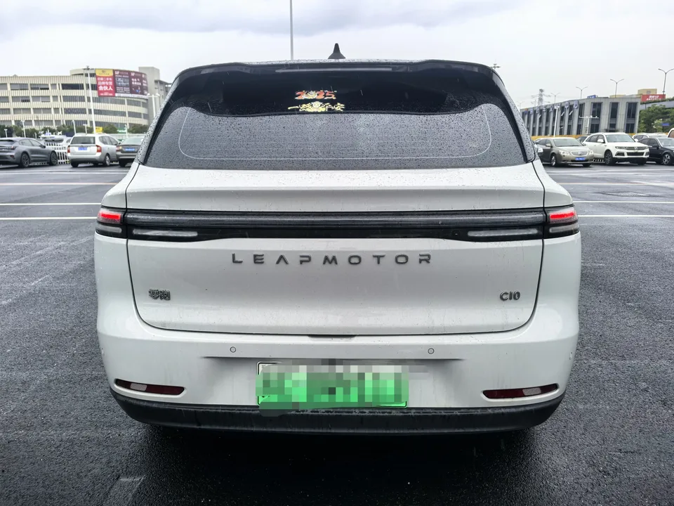 Leapmotor Zero running C10 Zero running C10 2024 Pure electric version 410 comfort version 2024 — thumbnail 2
