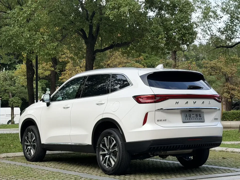 Haval H6 Haval H6 2021 The third generation 1.5GDIT automatic Max version 2022 — миниатюра 2