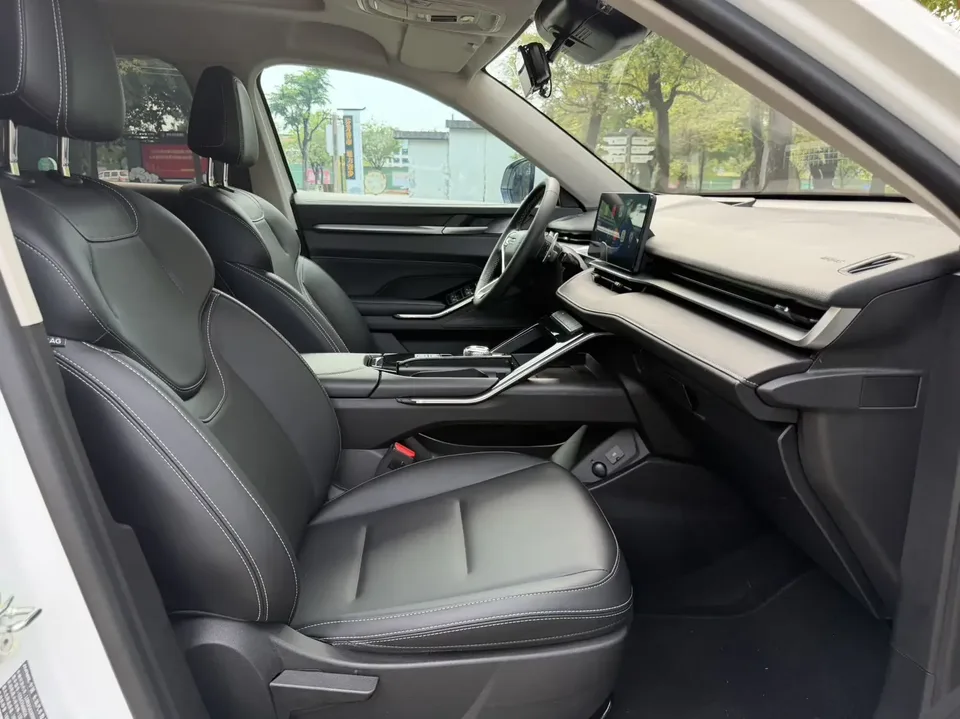 Haval H6 Haval H6 2021 The third generation 1.5GDIT automatic Max version 2022 — миниатюра 4
