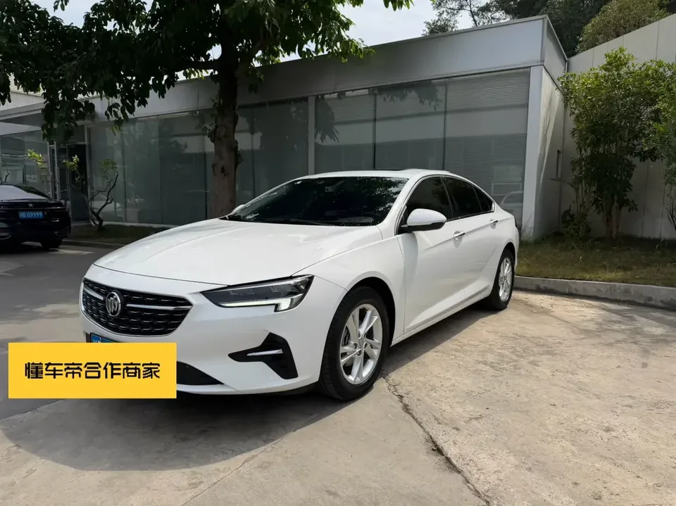 Buick Majesty Majesty 2020 20T Luxury National VI 2022 — фото 1, купить с доставкой в Москву
