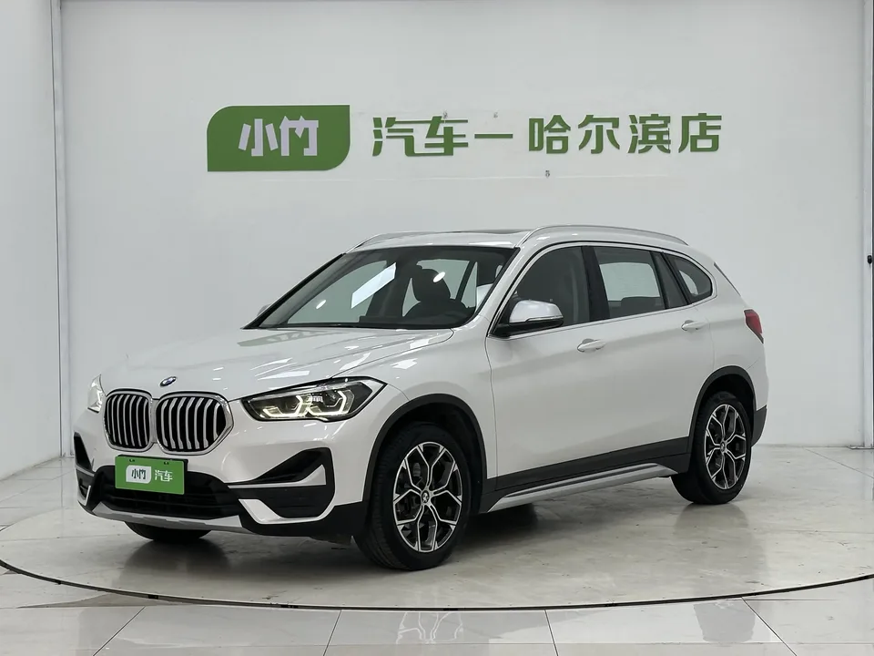 BMW X1 BMW X1 2022 sDrive20Li Fashion 2022 — photo 1, buy with delivery to Moscow