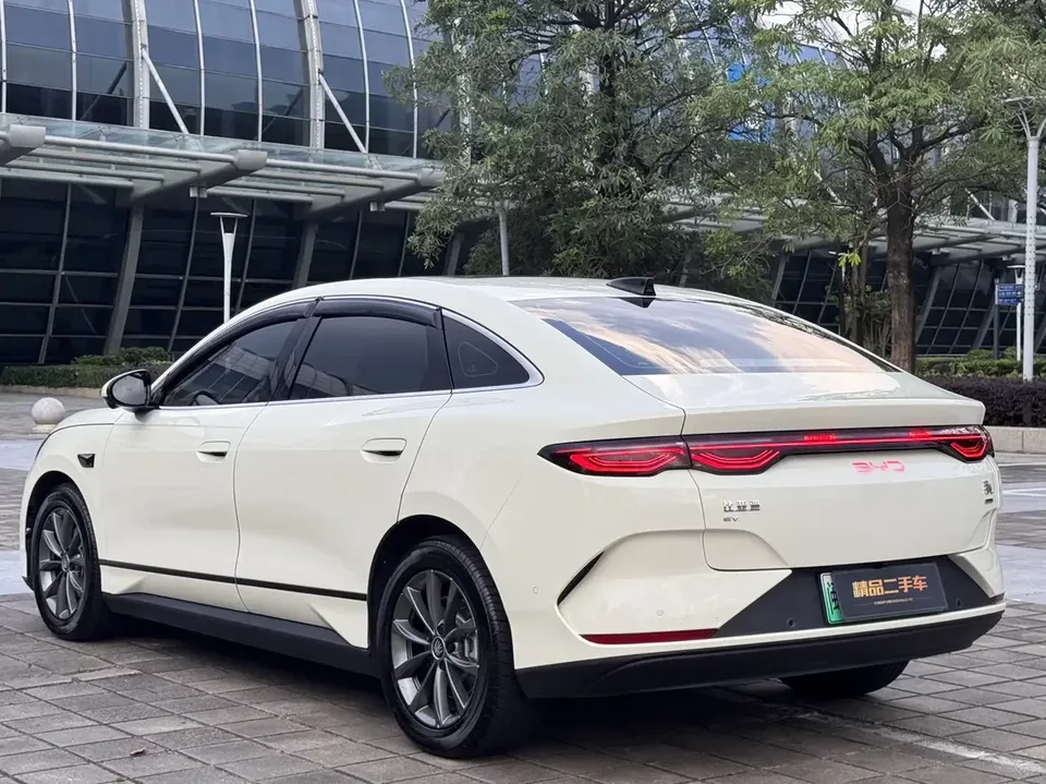 BYD Qin L EV Qin L EV 2025 470KM Leading Model 2025 — thumbnail 2