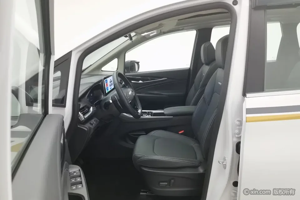 Datong Maxus G50 Maxus G50 2023 PLUS 1.5T Automatic Cruise Control 2024 — thumbnail 5