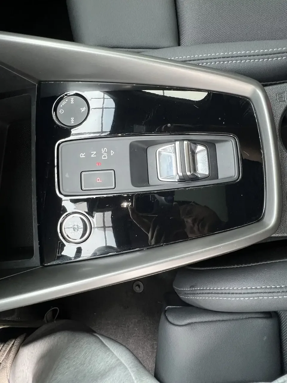 Audi A3 Audi A3 2022 Sportback 35 TFSI Stylish and sporty 2023 — thumbnail 5
