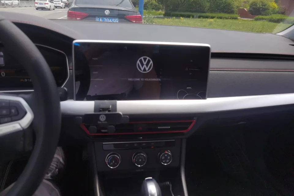 Volkswagen Lavida Lavida 2024 300TSI DSG Starry Sky Edition 2024 — thumbnail 4