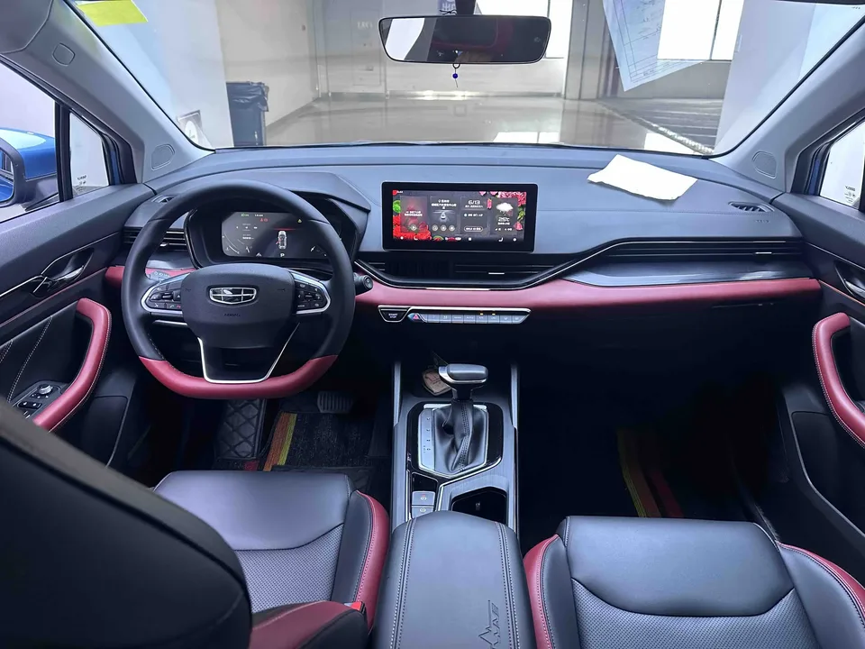 Geely Emgrand S Emgrand S 2021 1.4T CVT Premium 2023 — миниатюра 4