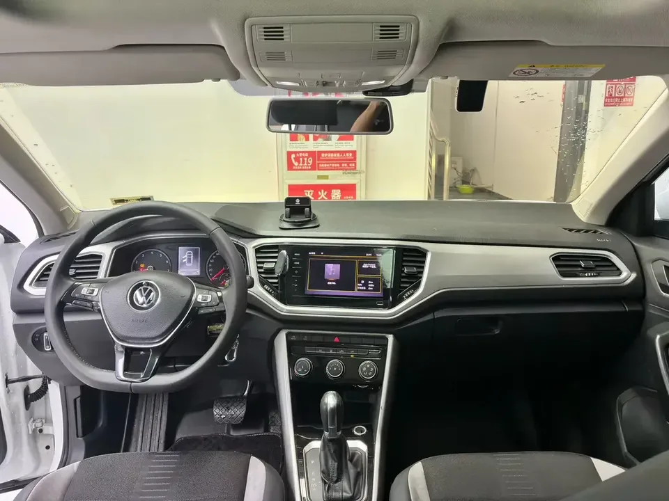 Volkswagen T-Roc TANG 2020 280TSI DSG 2WD Progressive 2022 — thumbnail 3