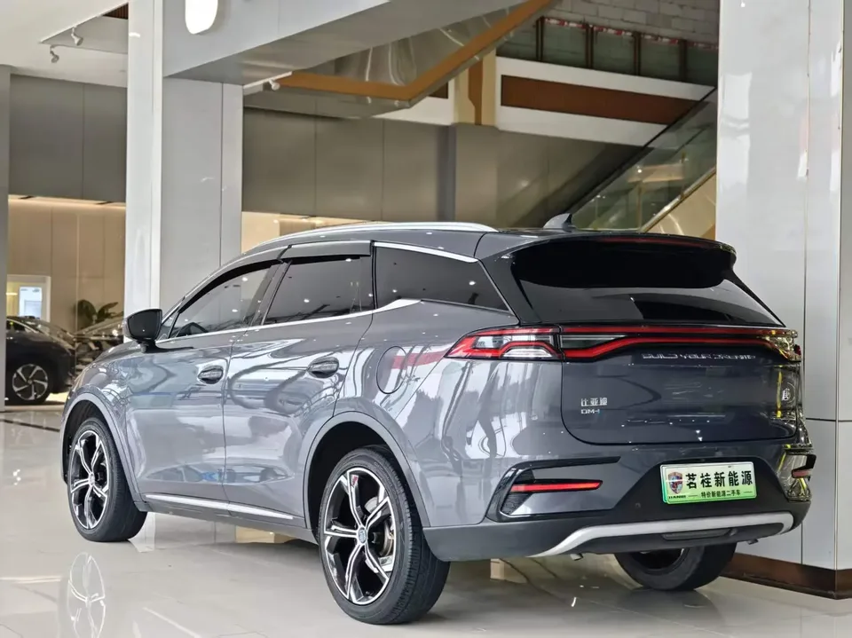 BYD Tang DM Tang DM 2021 DM-i 1.5T 112KM Premium Edition 2022 — thumbnail 2