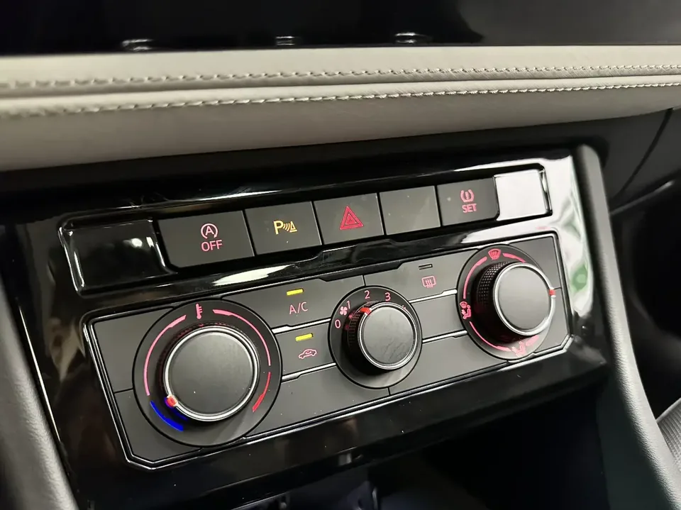 Jetta VS5 Jetta VS5 2023 280TSI Automatic High Gloss Enjoyment Edition 2022 — thumbnail 3