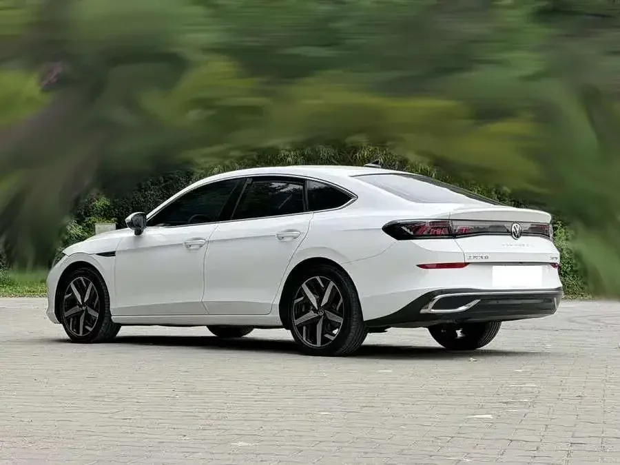 Volkswagen Lamando Lingdu 2022 Lingdu L 280TSI DSG Cool Edition 2022 — миниатюра 4