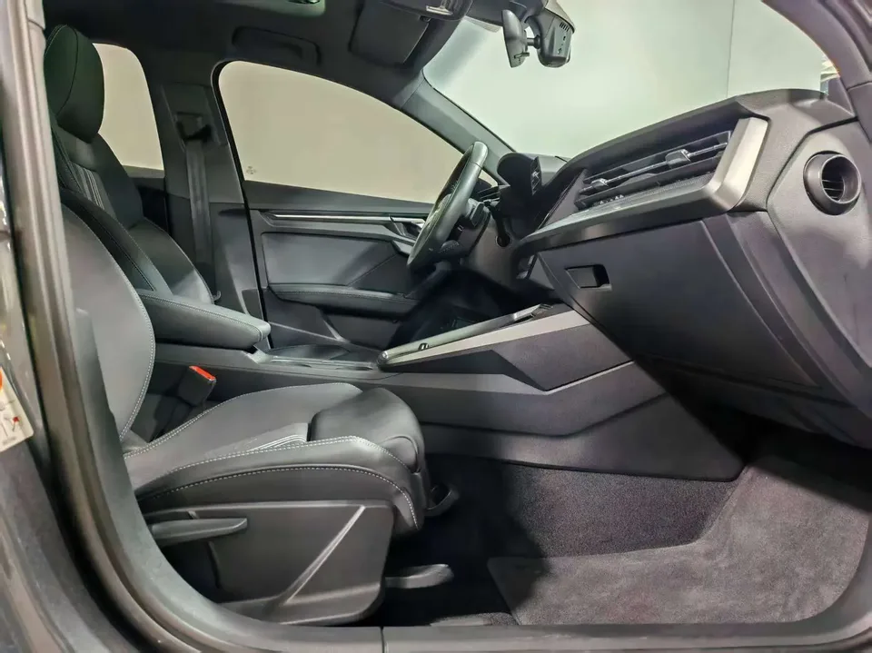 Audi A3 Audi A3 2022 Sportback 35 TFSI Stylish and sporty 2022 — thumbnail 5