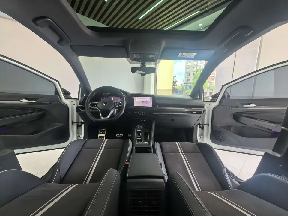 Volkswagen Golf golf 2023 280TSI DSG R-Line Lite 2023 — thumbnail 4