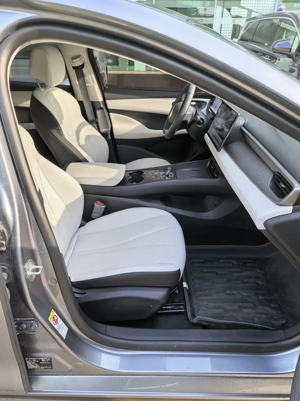 BYD Seal 05DM Seal 05DM 2025 DM-i 120KM flagship version 2025 — thumbnail 3