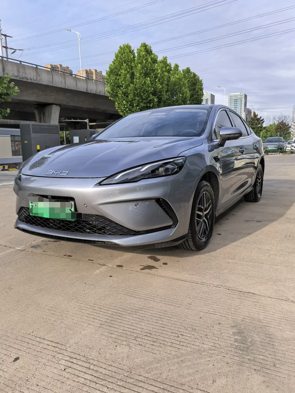 BYD Seal 05DM Seal 05DM 2025 DM-i 120KM flagship version 2025 — photo 1, buy with delivery to Moscow