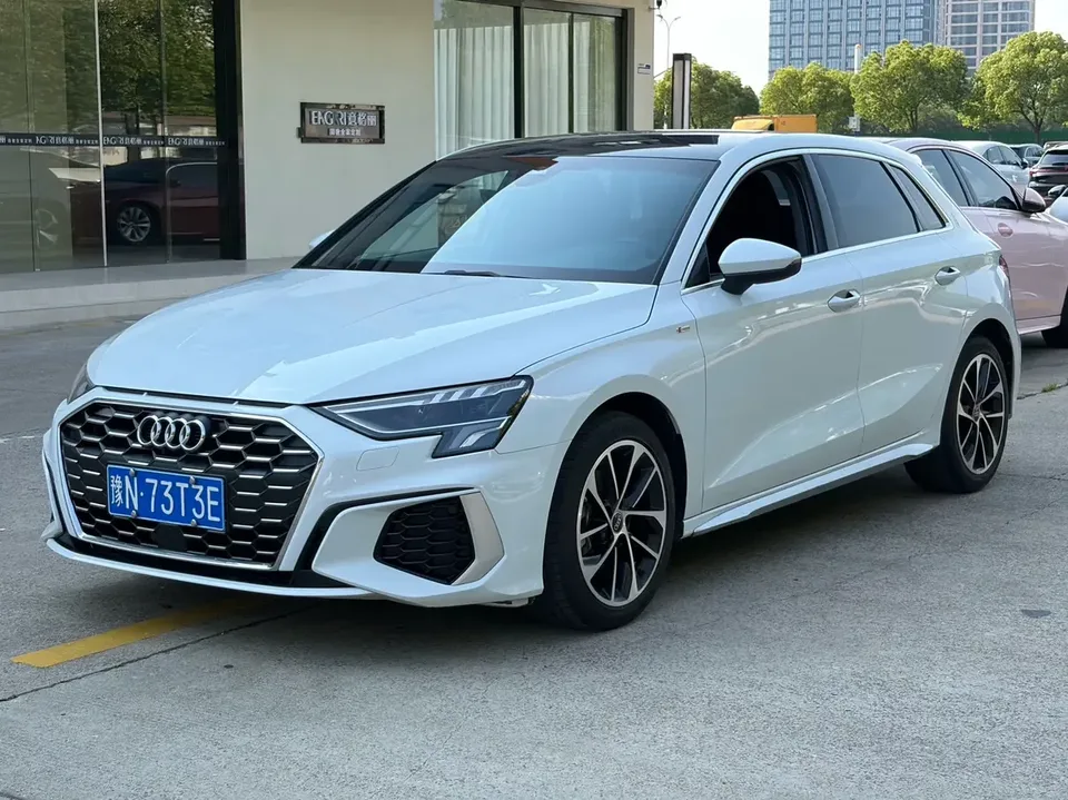 Audi A3 Audi A3 2022 Sportback 35 TFSI: A progressive sports model 2022 — фото 1, купить с доставкой в Москву
