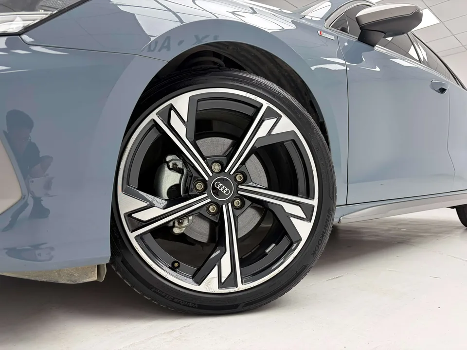 Audi A3 Audi A3 2022 Sportback 35 TFSI RS Kit Speed Type 2022 — thumbnail 4