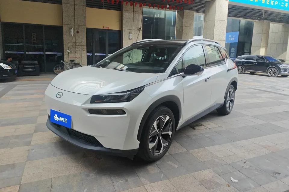 AION V AION V 2023 Plus 70 Smart Edition Ternary Lithium 2023 — photo 1, buy with delivery to Moscow