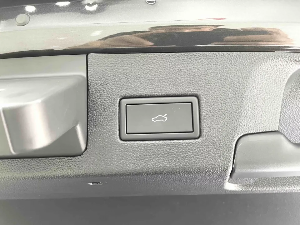 Volkswagen Lamando Lingdu 2023 Lingdu L 280TSI DSG Cool Edition 2023 — миниатюра 3