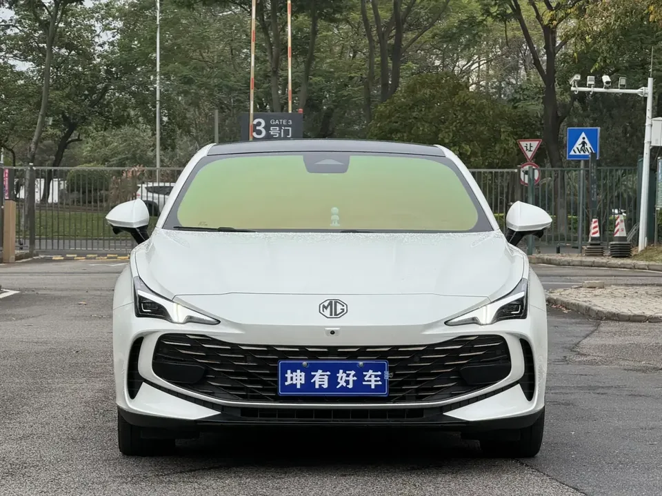 MG 7 MG7 2023 1.5T DCT Elegant Edition 2025 — фото 1, купить с доставкой в Москву