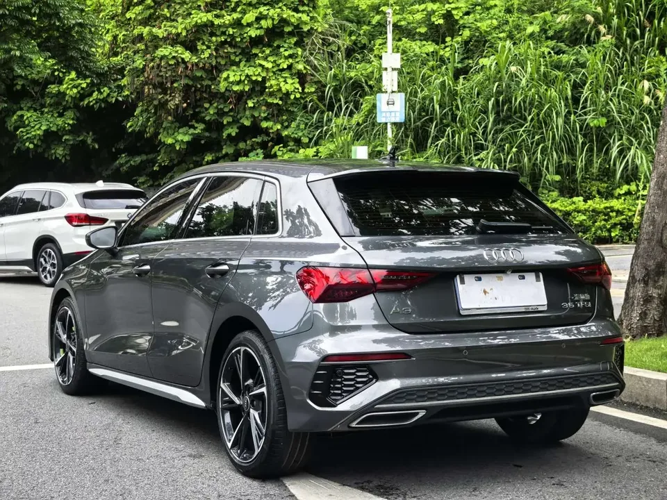 Audi A3 Audi A3 2023 Sportback 35 TFSI Stylish and sporty 2023 — thumbnail 2