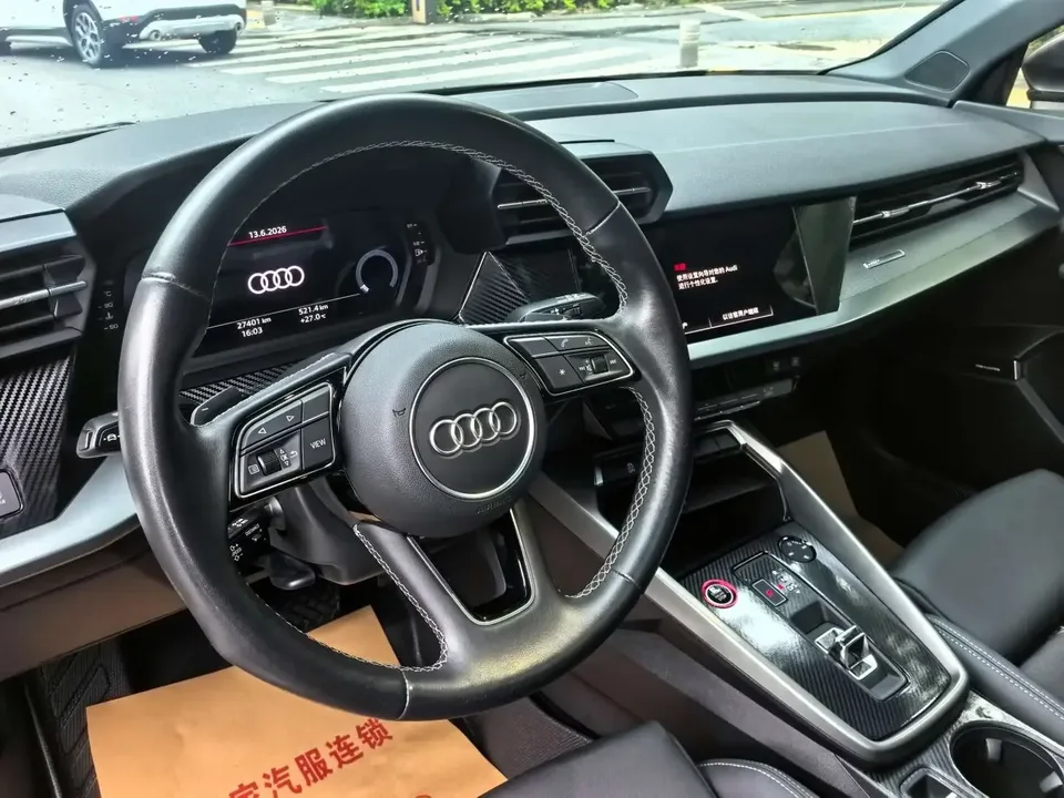 Audi A3 Audi A3 2023 Sportback 35 TFSI Stylish and sporty 2023 — thumbnail 4