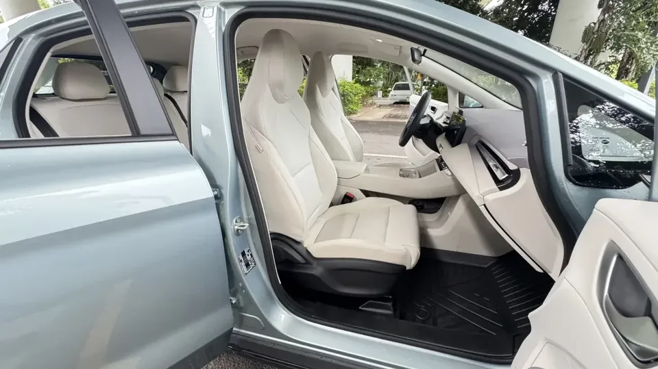 MG 4 MG4 2026 Facelifted 437 Comfort Edition 2025 — thumbnail 4