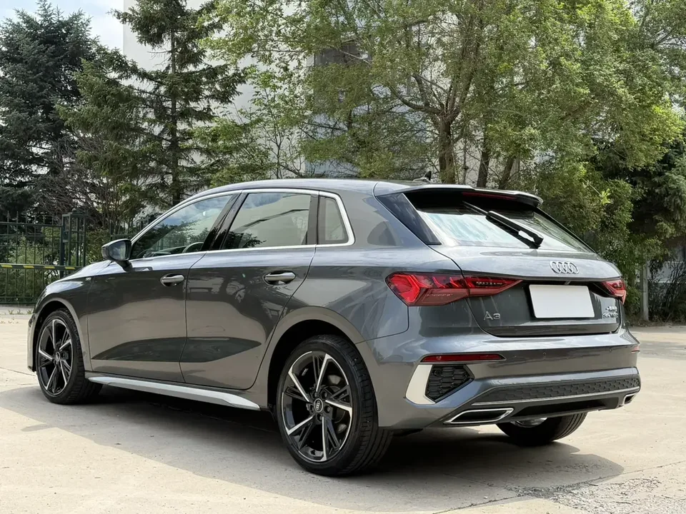 Audi A3 Audi A3 2022 Sportback 35 TFSI Stylish and sporty 2023 — thumbnail 2
