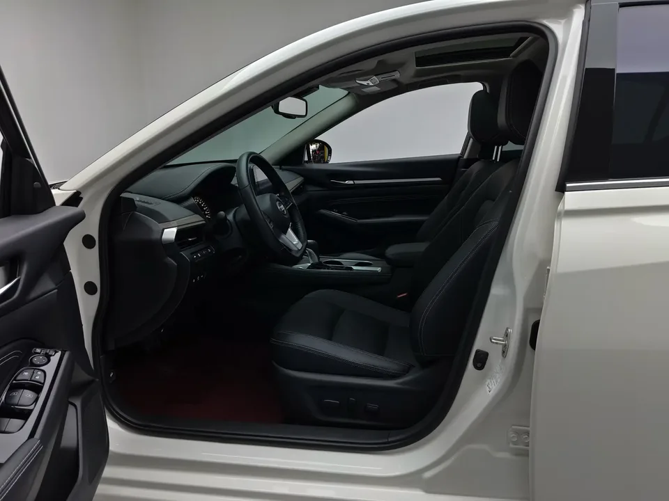 Nissan Altima Sound of nature 2021 2.0L XL Upper AD1 Smart Driving Edition 2022 — thumbnail 5