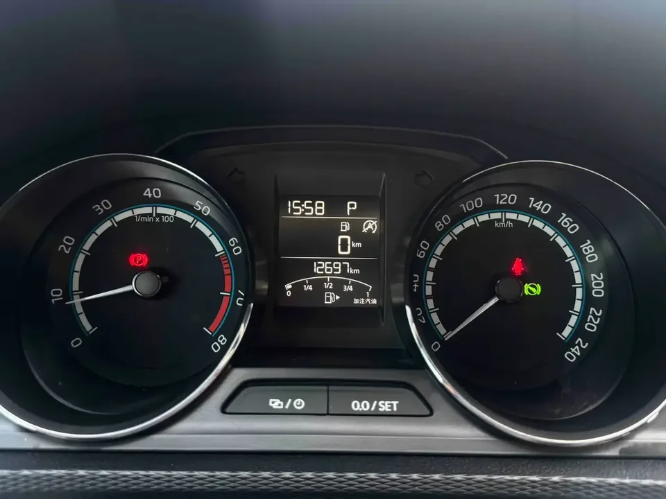 Skoda Kamiq Komic GT 2023 Modified 1.5L Automatic Premium Edition 2023 — thumbnail 4