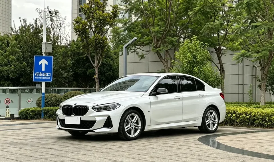 BMW 1 Series BMW 1 Series 2021 120i M Sport Night Edition 2022 — photo 1, buy with delivery to Moscow