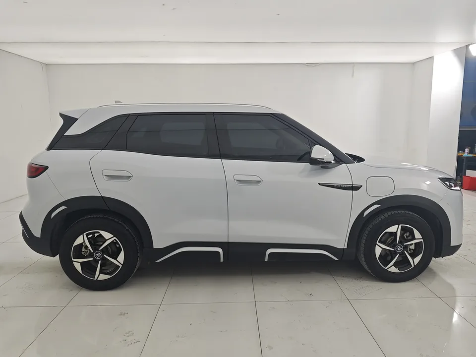 BYD Yuan Up Yuan UP 2024 401KM Vitality 2024 — thumbnail 2