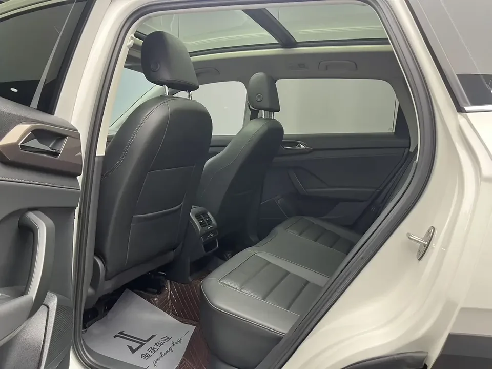 Volkswagen Tharu tuyue 2022 280TSI 2WD Deluxe Edition 2022 — thumbnail 5