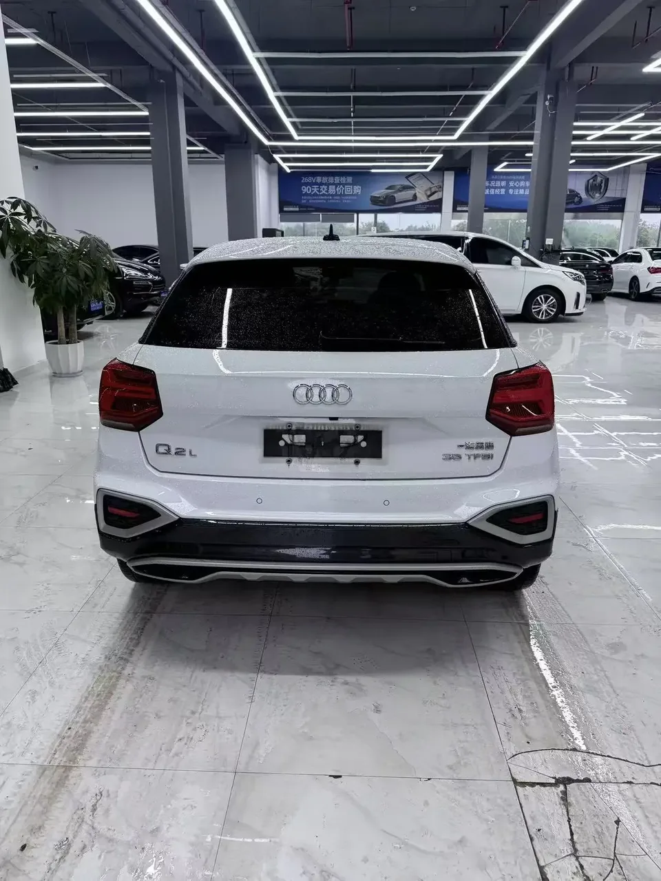 Audi Q2L Audi Q2L 2022 35 TFSI Progressive Elegance 2022 — миниатюра 4