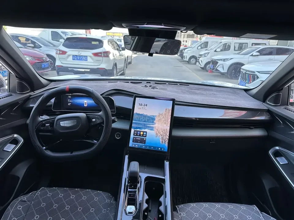 Geely Atlas Boyue 2024 1.5TD Smart Link+ 2024 — thumbnail 5