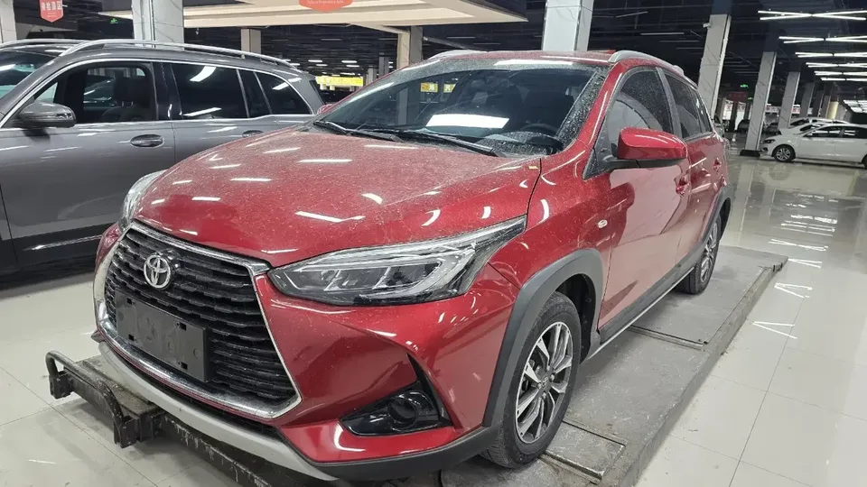 Toyota Yaris L YARiS L to dazzle 2022 X 1.5L CVTPLUS 2022 — photo 1, buy with delivery to Moscow