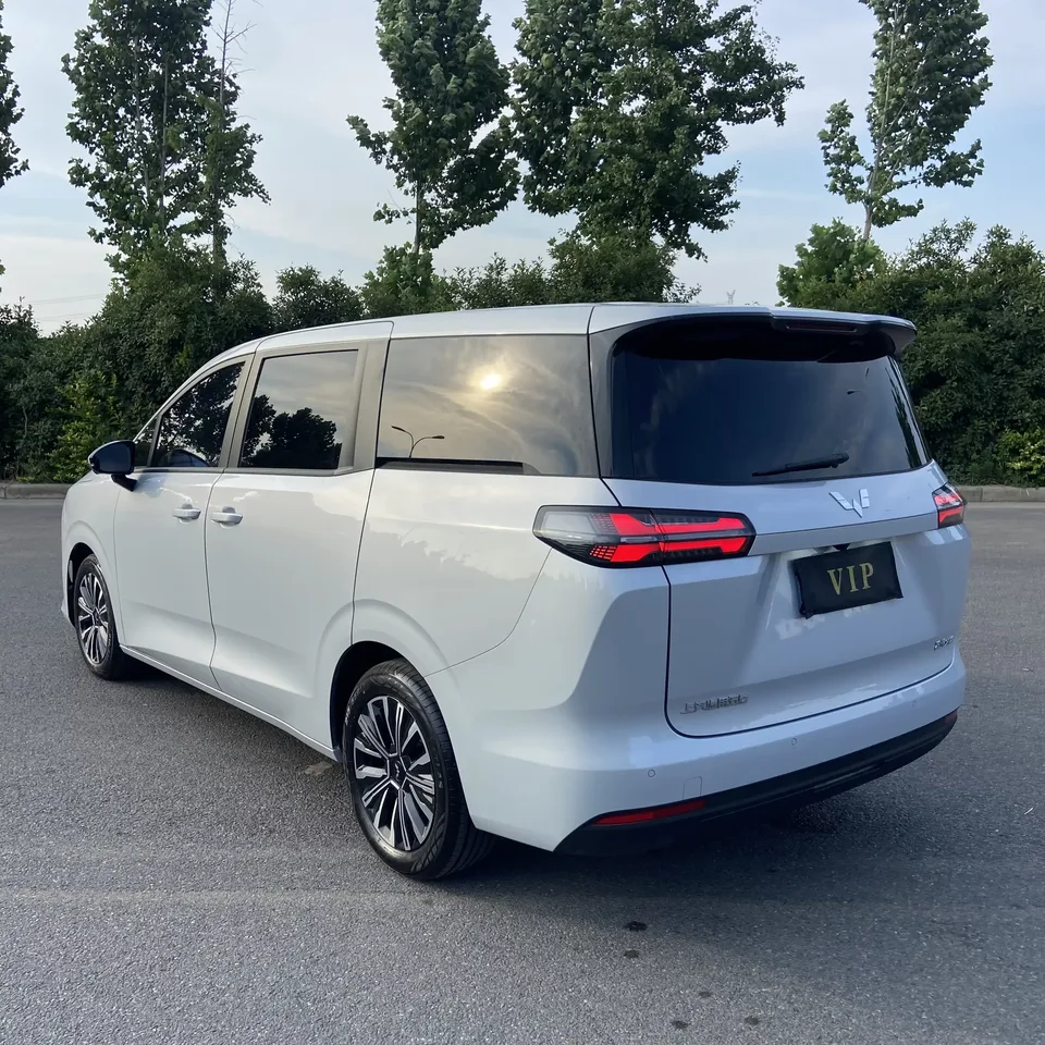 Wuling Starlight 730 Starlight 730 2025 1.5T CVT Elite 2026 — thumbnail 4