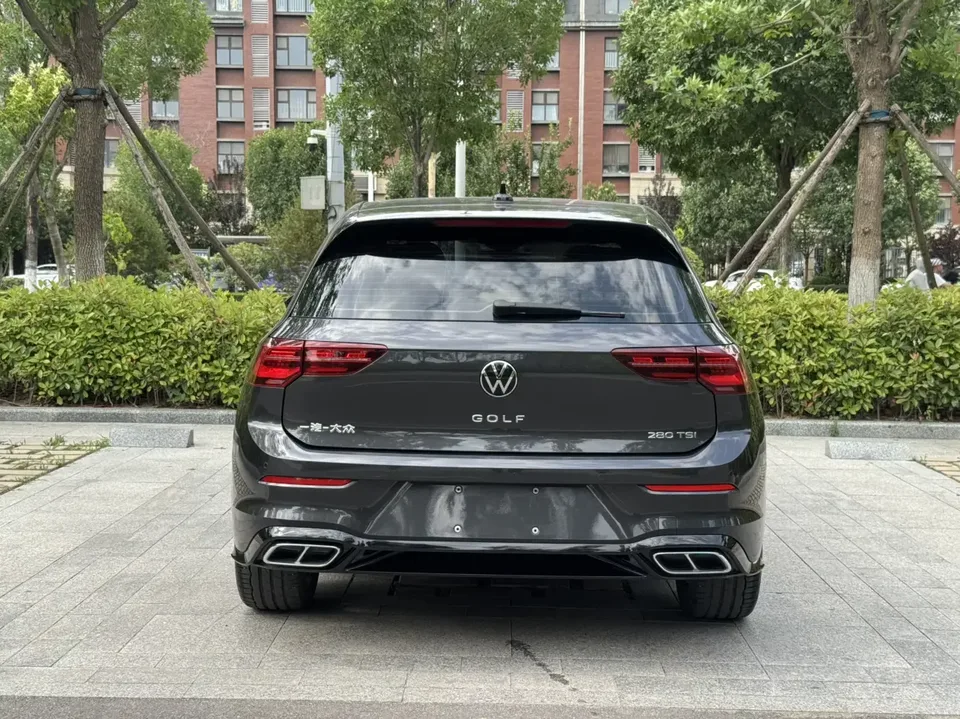 Volkswagen Golf golf 2021 280TSI DSG R-Line 2022 — thumbnail 2