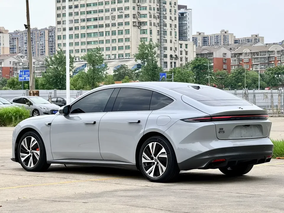 NIO ET5 NIO ET5 2022 75kWh 2023 — thumbnail 2