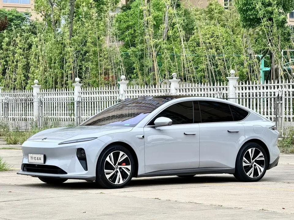 NIO ET5 NIO ET5 2022 75kWh 2023 — photo 1, buy with delivery to Moscow