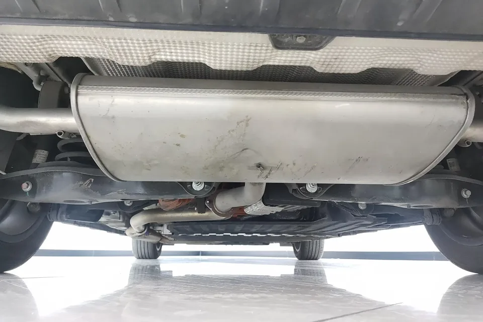 Geely Galaxy L6 Galaxy L6 2024 Longteng version 1.5T DHT 60km PLUS 2024 — thumbnail 5