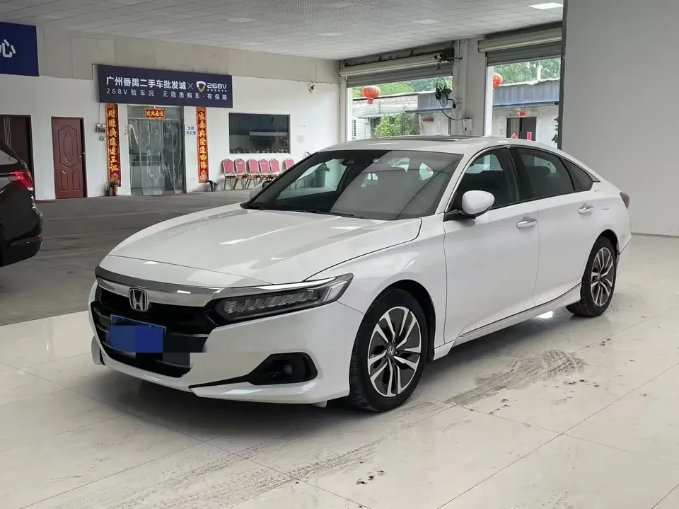 Honda Accord Accord 2022 Sharp Hybrid 2.0L Phantom Night Sharp Smart Edition 2022 — photo 1, buy with delivery to Moscow