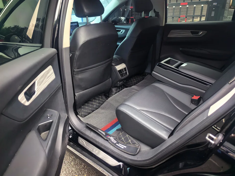 Hongqi E-QM5 Hongqi E-QM5 2023 620KM PLUS 2023 — thumbnail 4