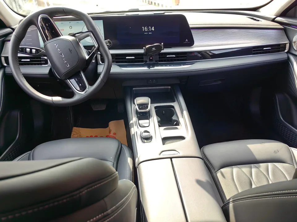 Chery Arrizo 8 Arrizo 8 2024 1.6TGDI DCT Excellence Edition 2025 — thumbnail 3