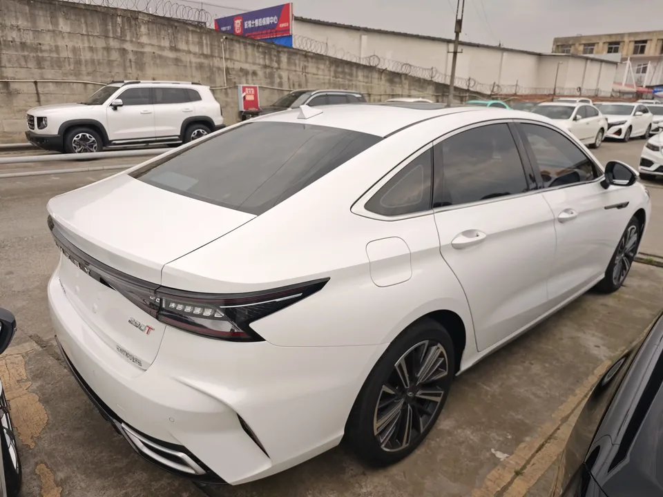 Chery Arrizo 8 Arrizo 8 2024 1.6TGDI DCT Excellence Edition 2024 — thumbnail 2
