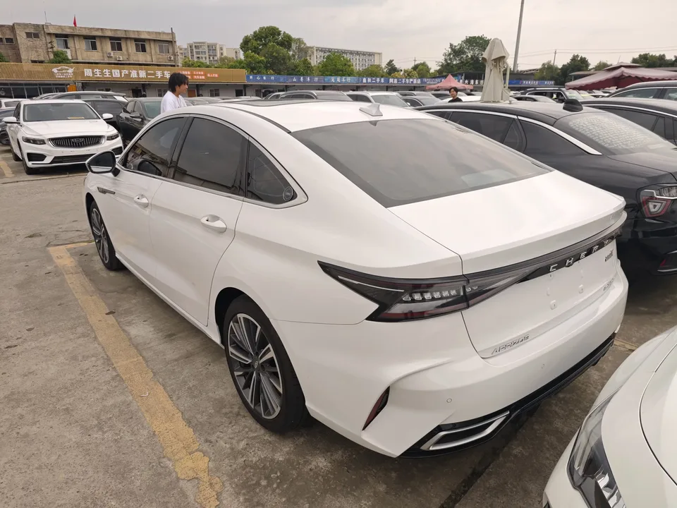 Chery Arrizo 8 Arrizo 8 2024 1.6TGDI DCT Excellence Edition 2024 — thumbnail 4