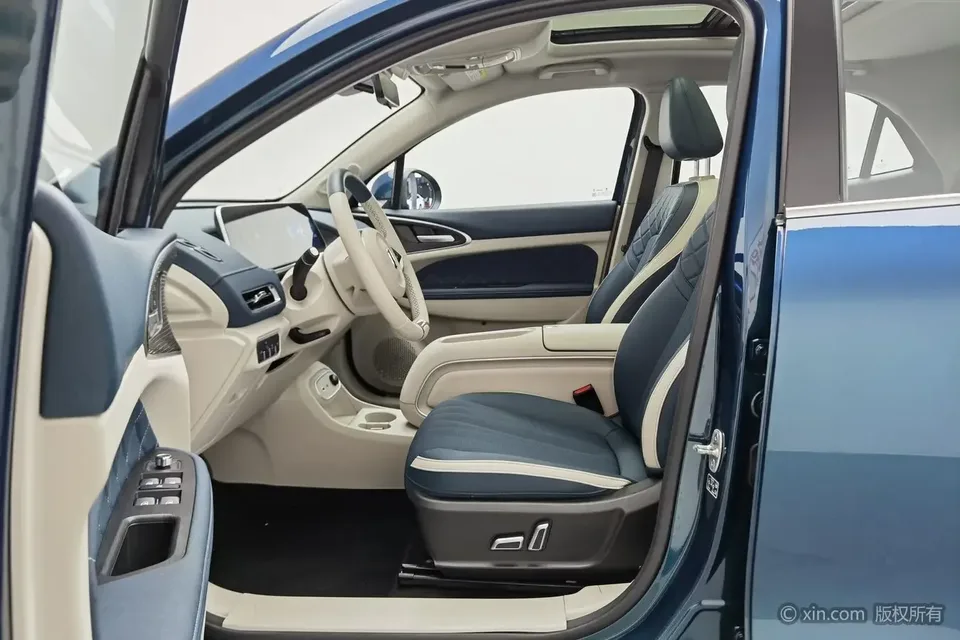 ORA Euler good cat Euler good cat 2024 401km Premium 126kW 2025 — thumbnail 5