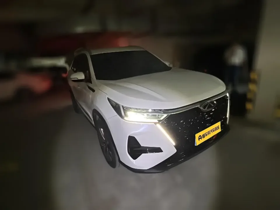 Chery Tiggo 8 Pro Tiggo 8 PRO 2025 290T 2WD Comfort Edition 2025 — photo 1, buy with delivery to Moscow