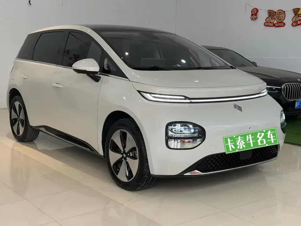 Baojun clouds clouds 2023 460 Max 2023 — thumbnail 3